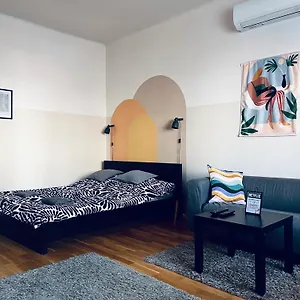  Apartman Dorothy Near Park Magyarország